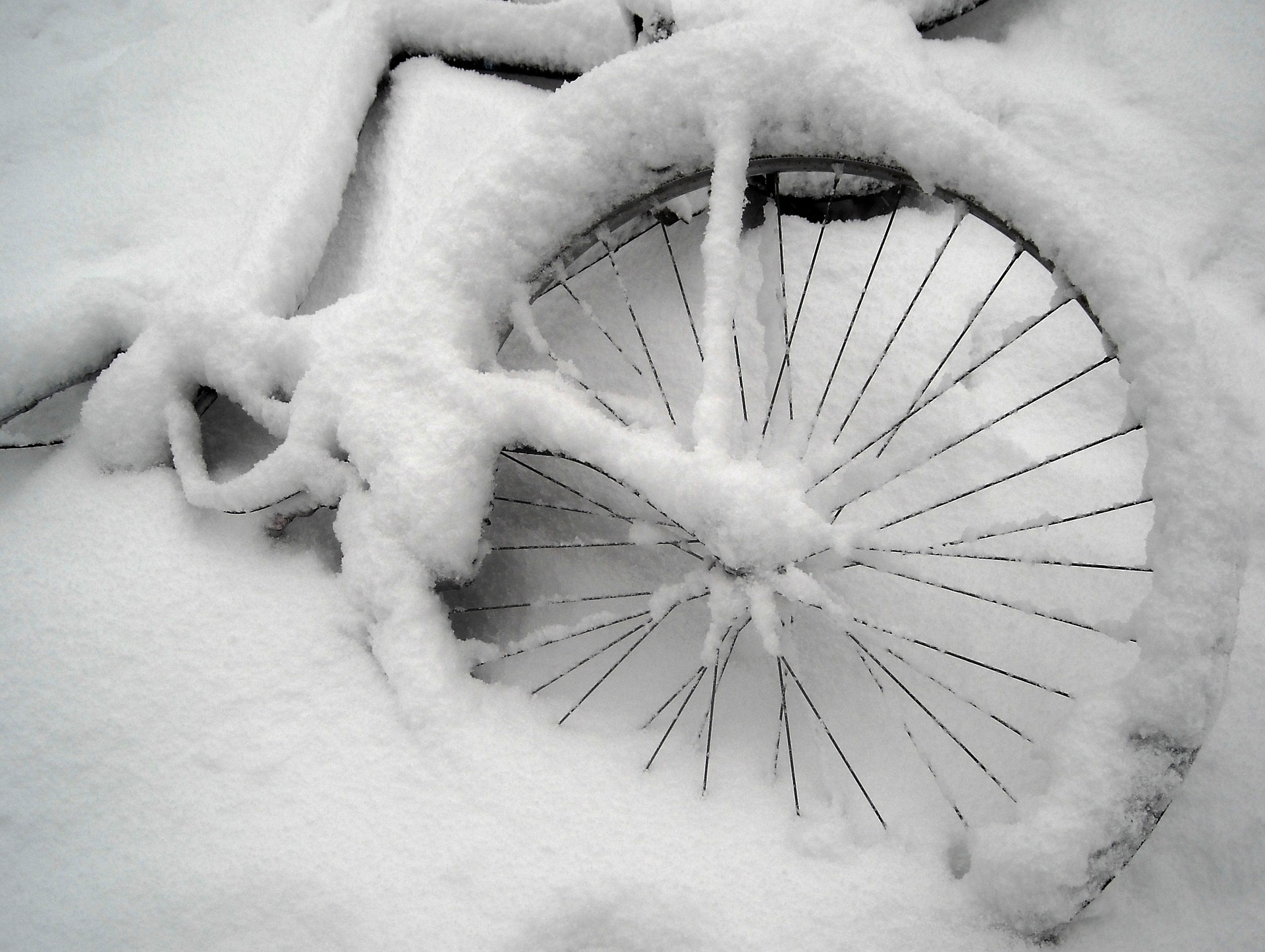 Vélo dans la neige